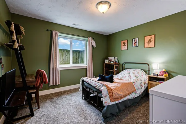 $389,900 | 5006 Oakhill Lane, Georgetown, IN 47122