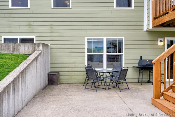$389,900 | 5006 Oakhill Lane, Georgetown, IN 47122