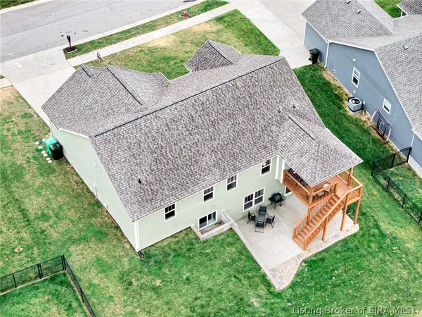 $389,900 | 5006 Oakhill Lane, Georgetown, IN 47122
