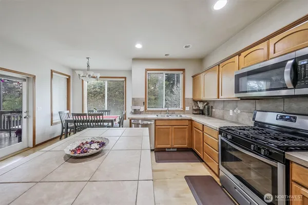 $839,950 | 29524 63rd Court South, Auburn, WA 98001