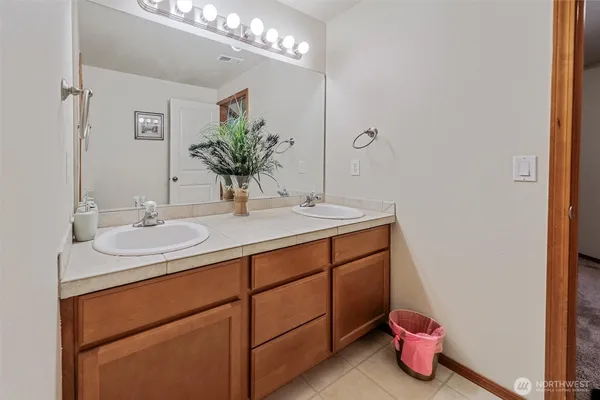 $839,950 | 29524 63rd Court South, Auburn, WA 98001