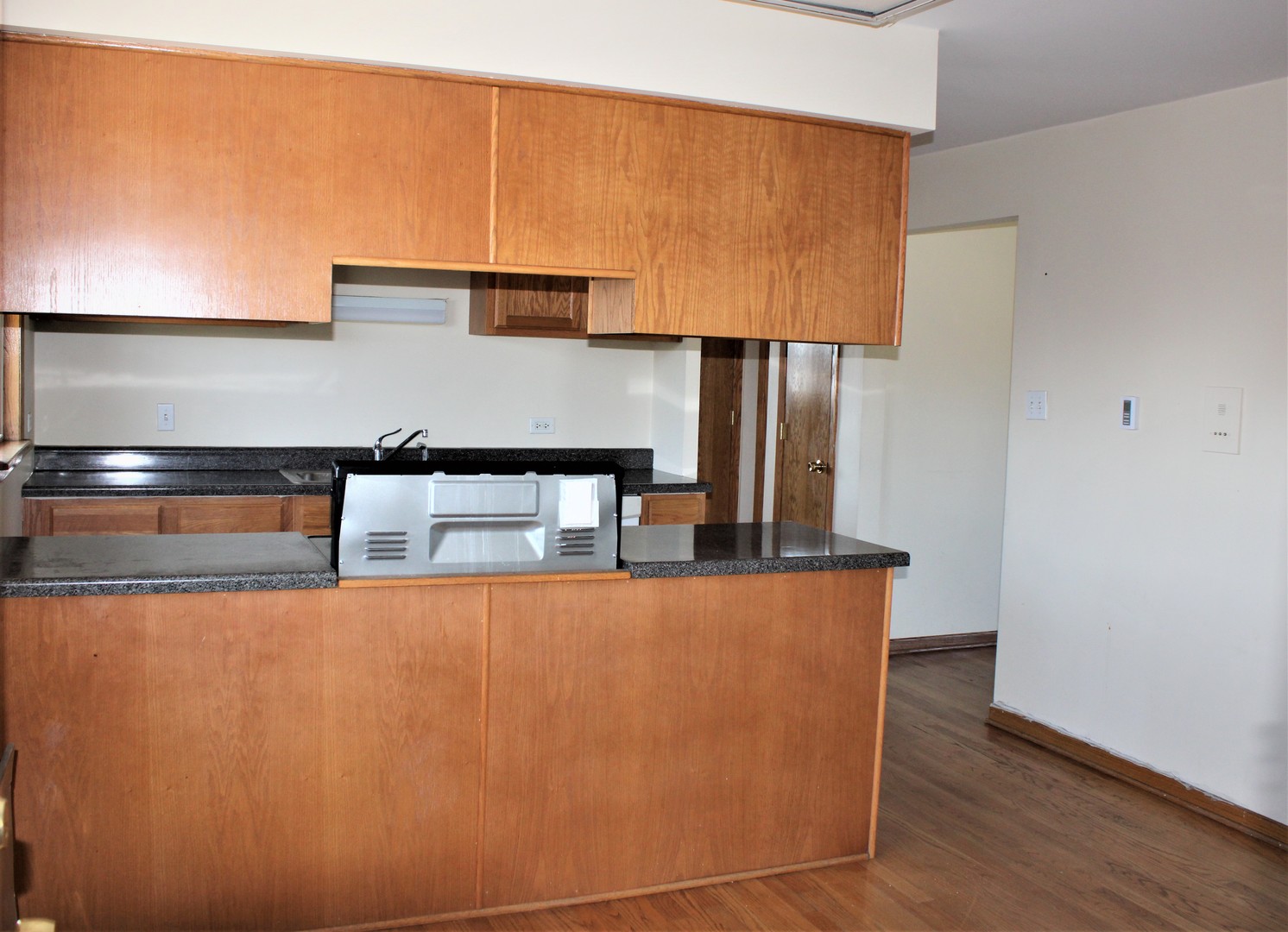 7944 South Pulaski Road, Unit 305 Chicago, IL 60652 - Photo 10 of 11