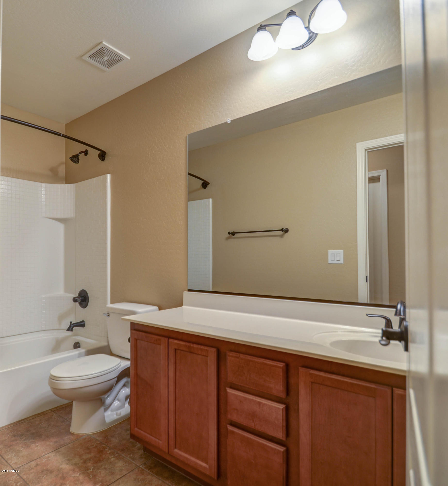 4613 West Carson Road Laveen, AZ 85339 - Photo 27 of 37 bathroom 2-pic 1
