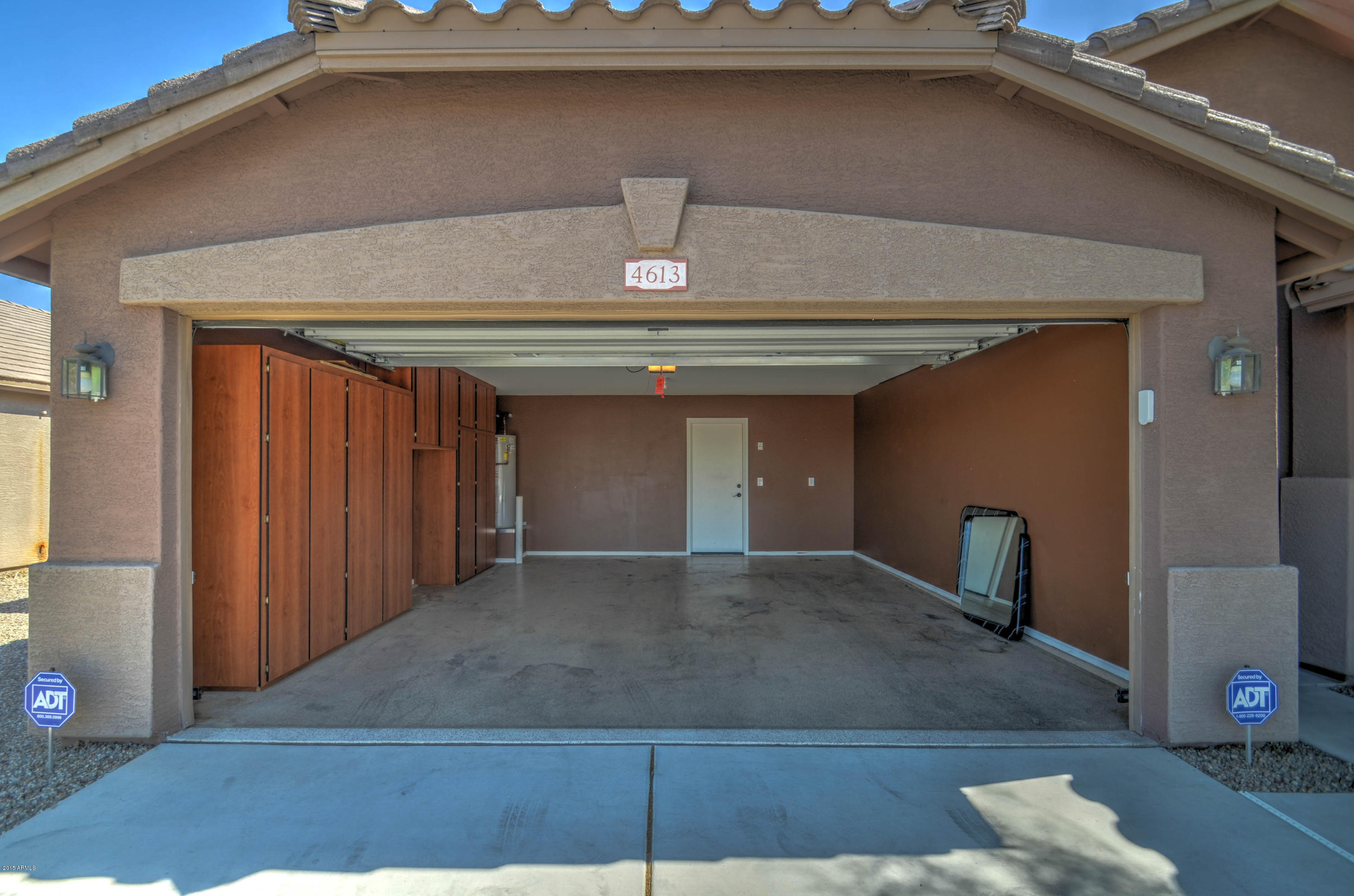 4613 West Carson Road Laveen, AZ 85339 - Photo 32 of 37 garage-1