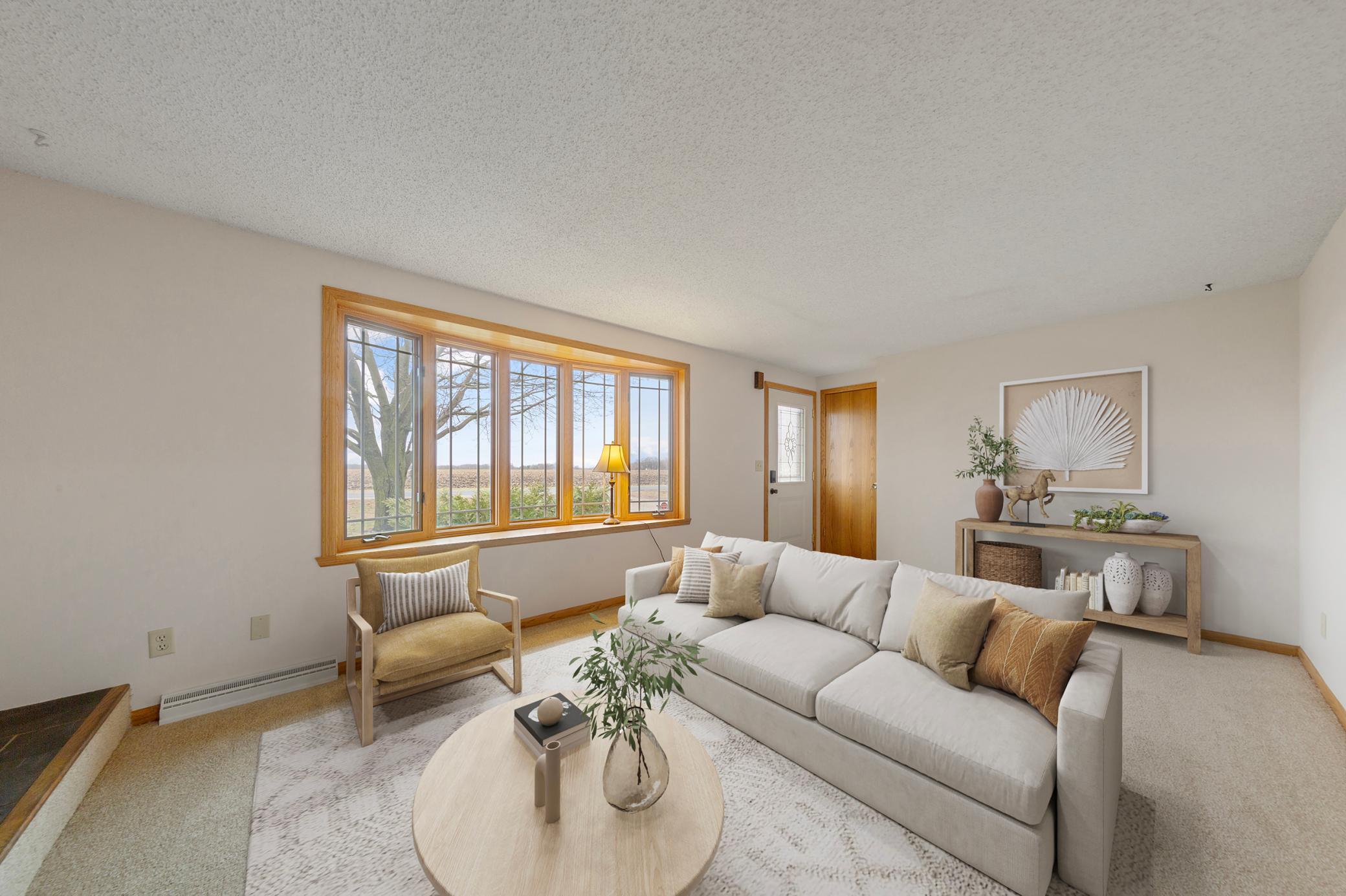 606 Riverdale Road Mankato, MN 56001 - Photo 2 of 28