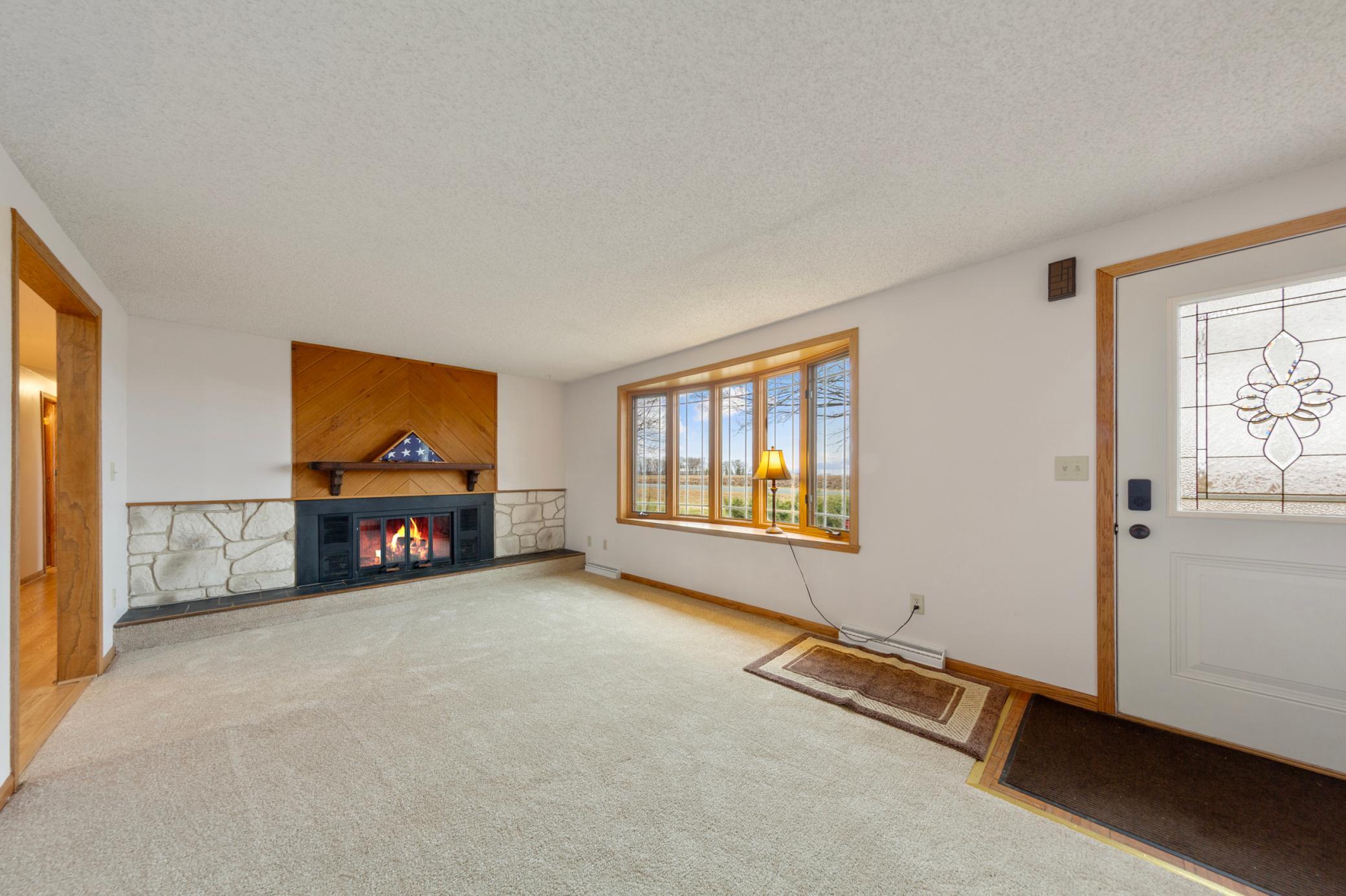 606 Riverdale Road Mankato, MN 56001 - Photo 4 of 28