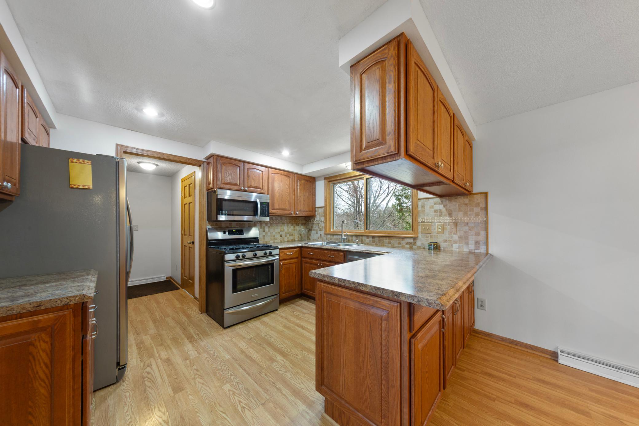 606 Riverdale Road Mankato, MN 56001 - Photo 8 of 28