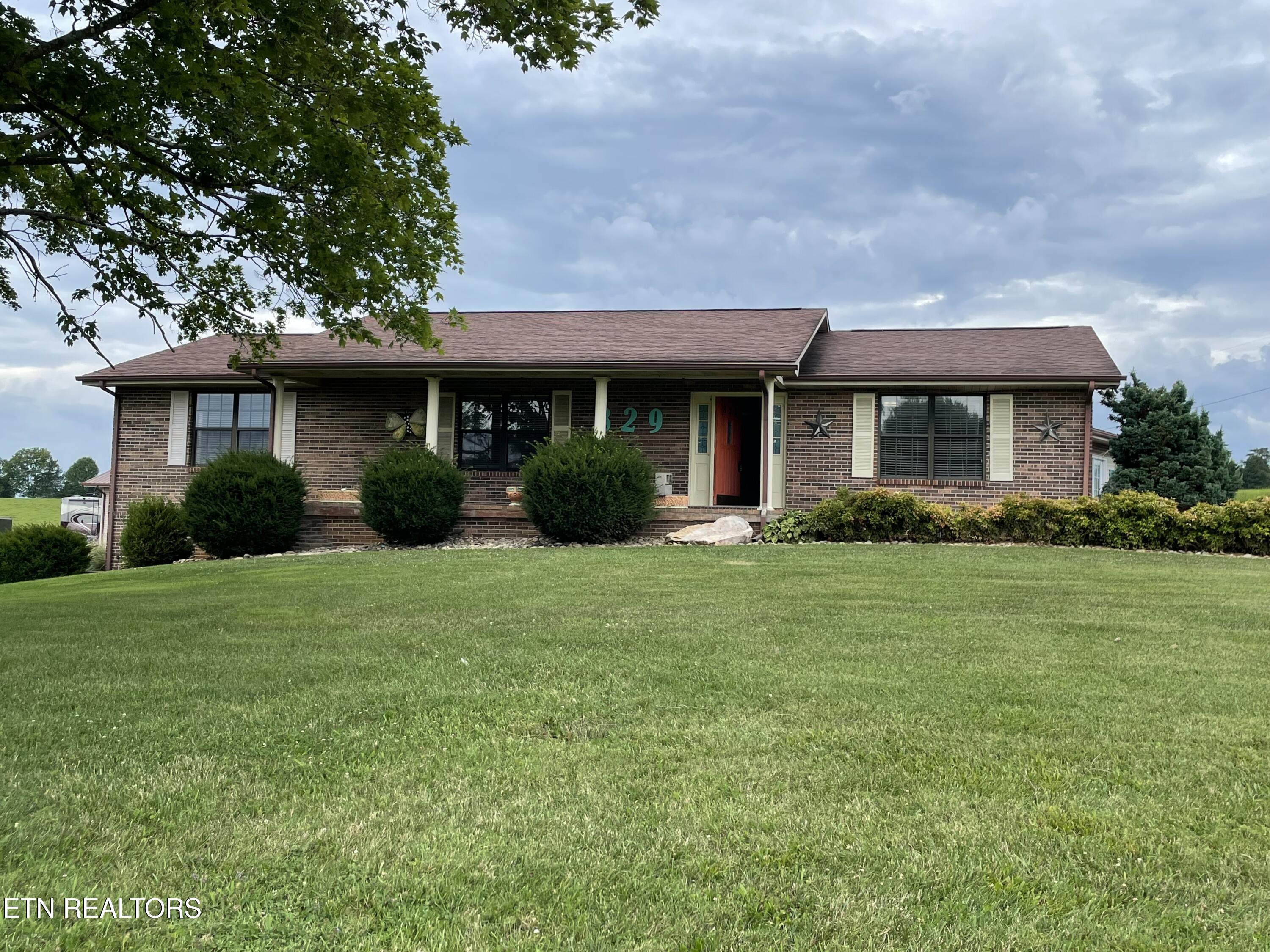 829 Oak Grove Road Madisonville, TN 37354 - Photo 2 of 22 IMG_5081
