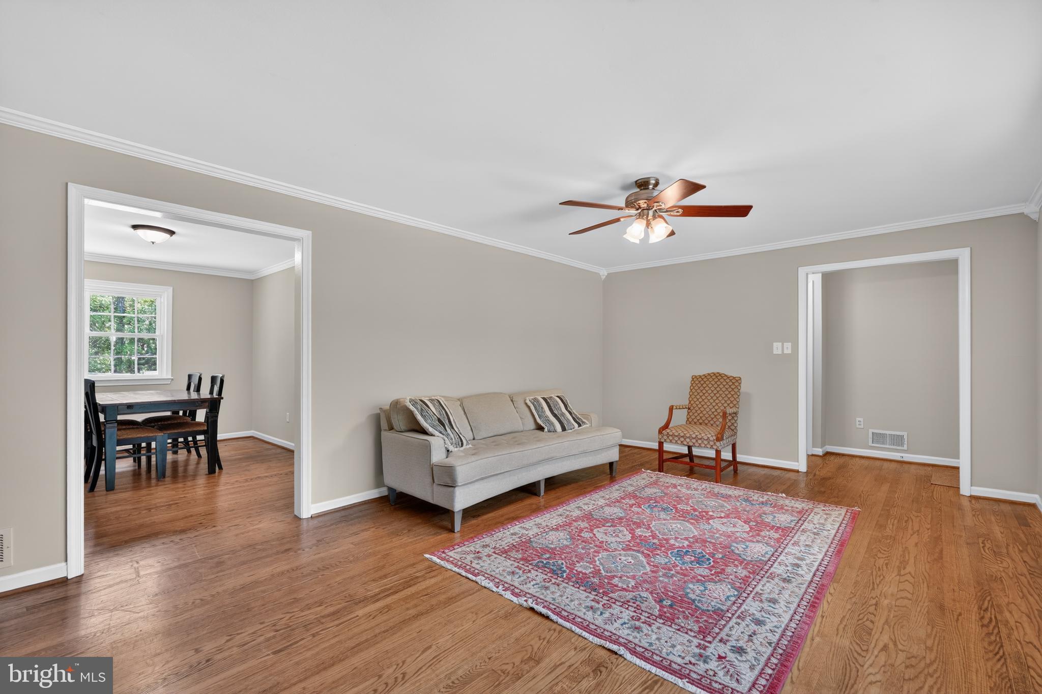 6727 Newington Road Lorton, VA 22079 - Photo 10 of 51
