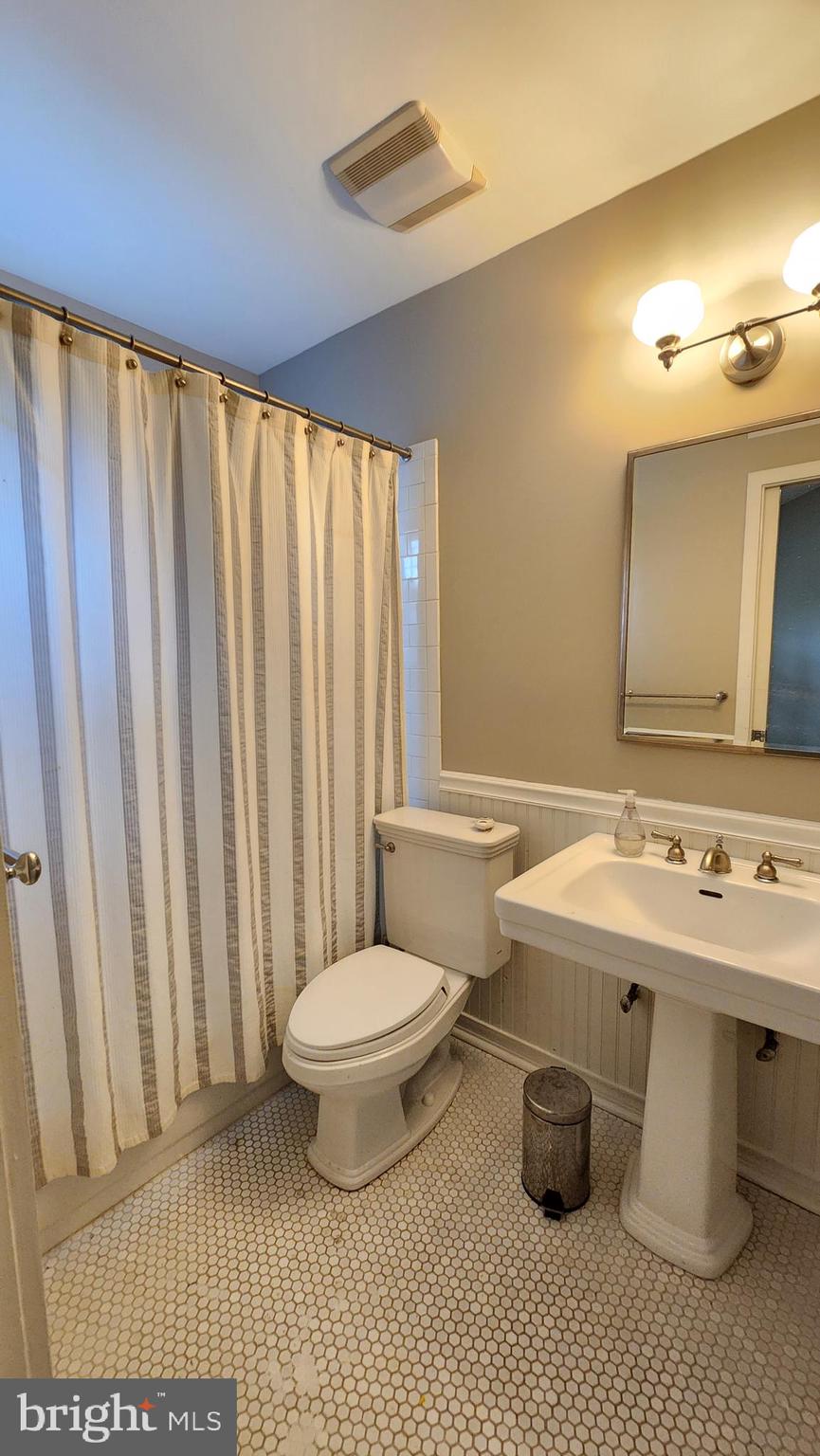 2207 Fordham Drive Alexandria, VA 22307 - Photo 18 of 45