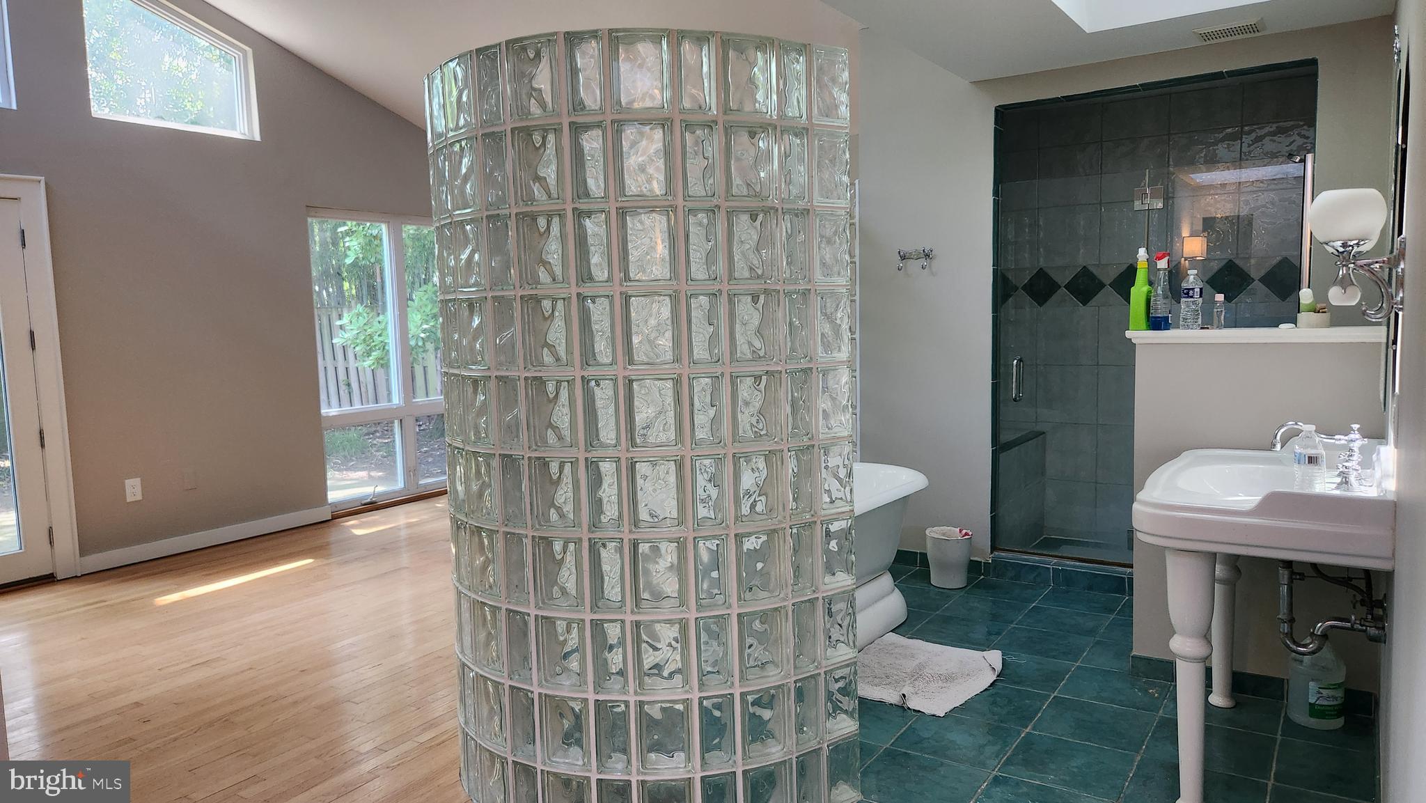 2207 Fordham Drive Alexandria, VA 22307 - Photo 23 of 45