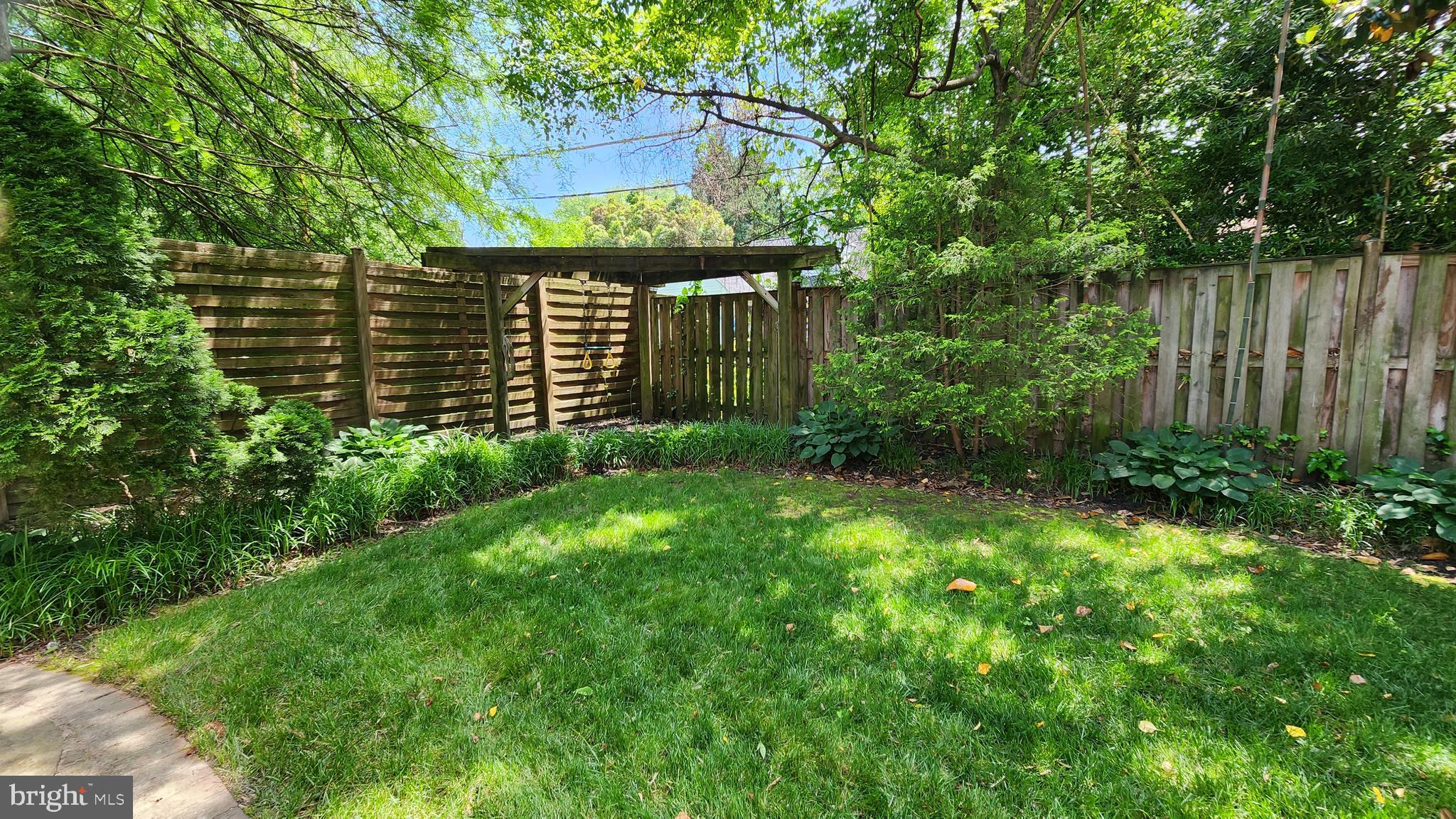 2207 Fordham Drive Alexandria, VA 22307 - Photo 43 of 45