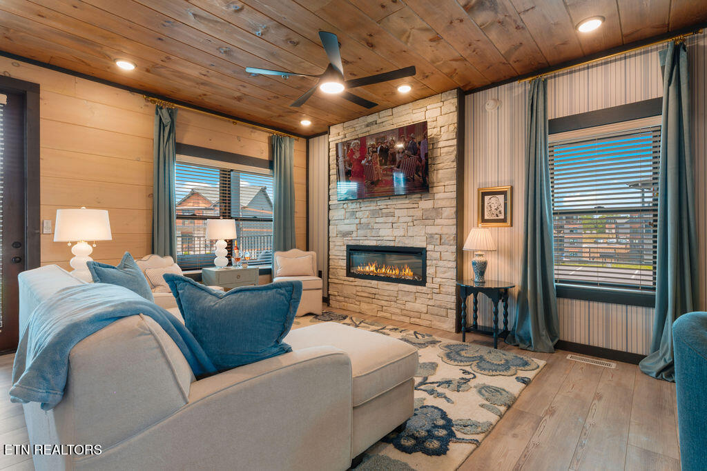 297 Rambling Crk Way, Unit LOT144R Sevierville, TN 37862 - Photo 17 of 60 AA-17