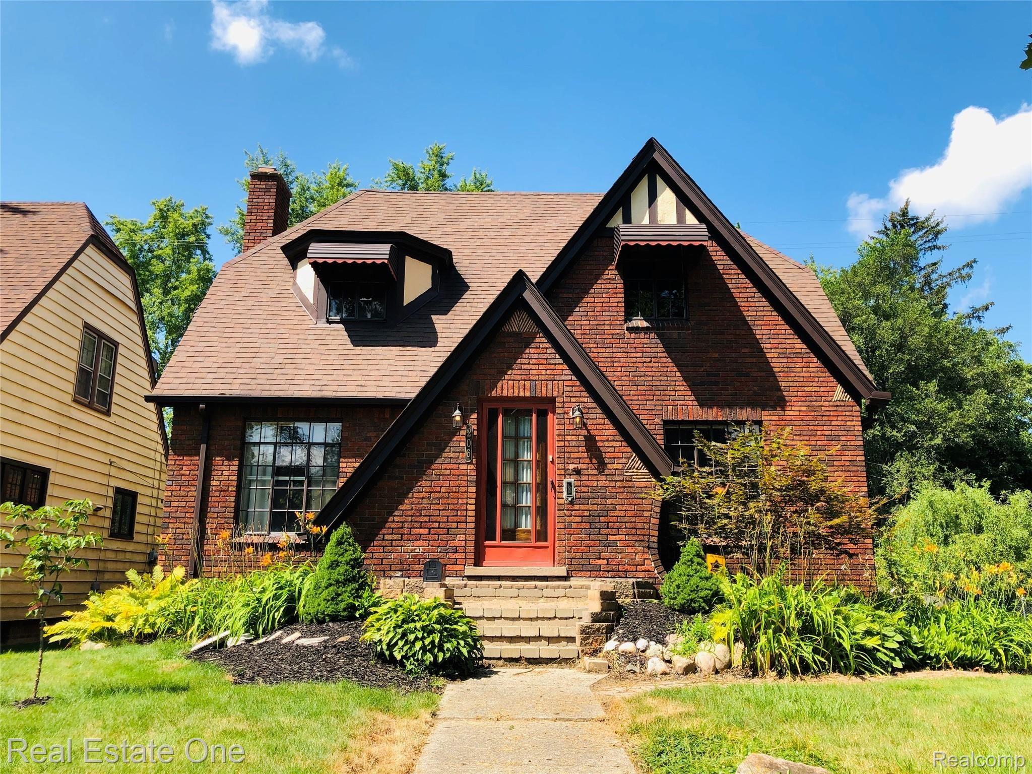 206 Chippewa Road Pontiac, MI 48341 - Photo 35 of 35 Welcome home!