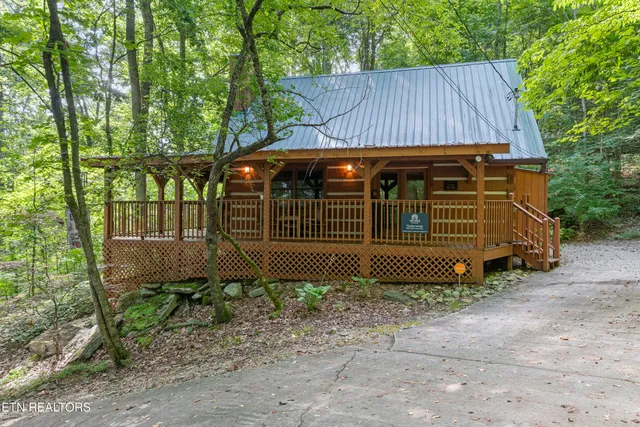 $365,000 | 156 Timberwinds Way, Townsend, TN 37882
