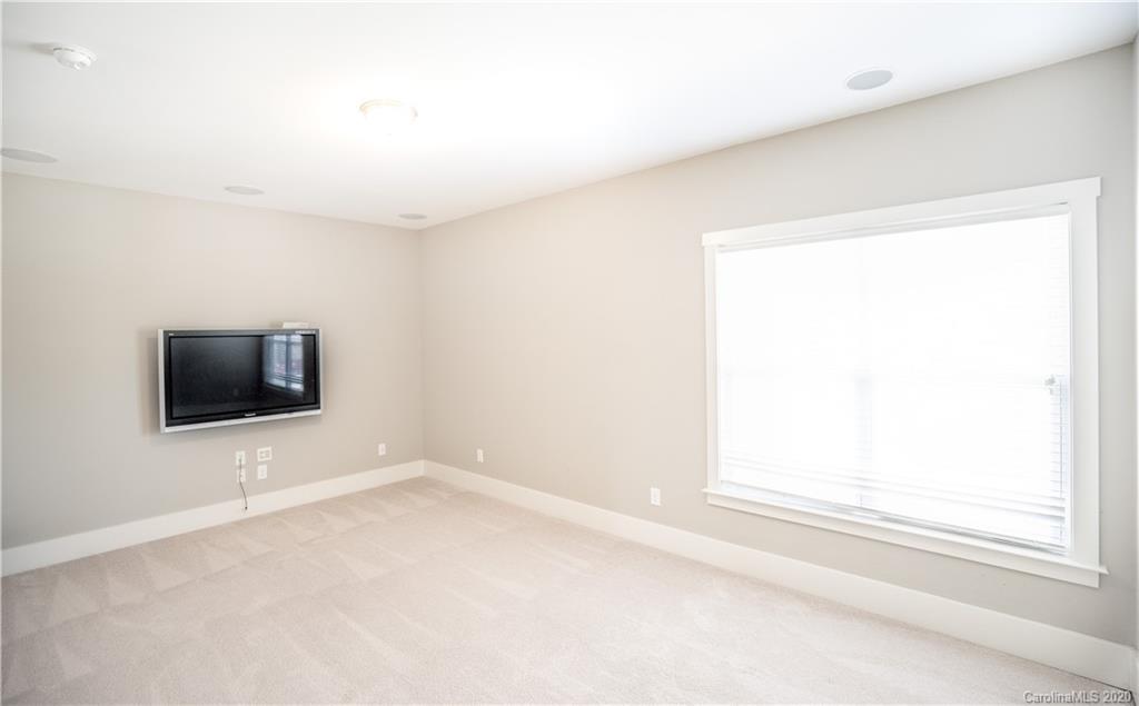 1229 Violet Court, Unit 426 Tega Cay, SC 29708 - Photo 35 of 37 Gallery Image 35