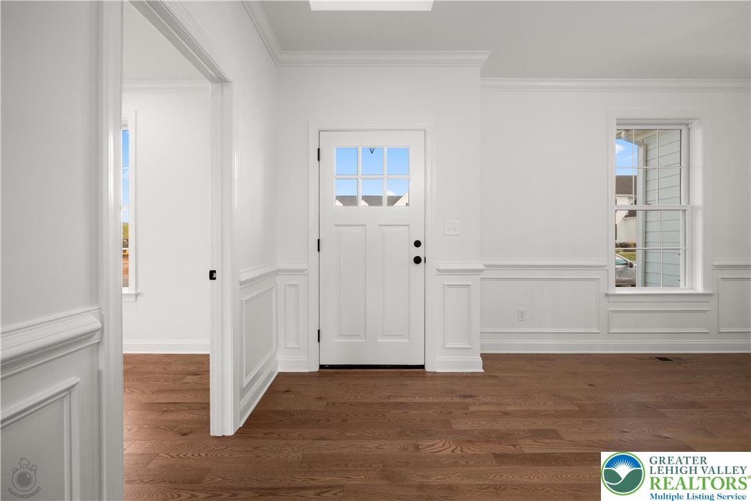 4268 Stonebridge Drive Bethlehem, PA 18015 - Photo 6 of 37 a view of an empty room