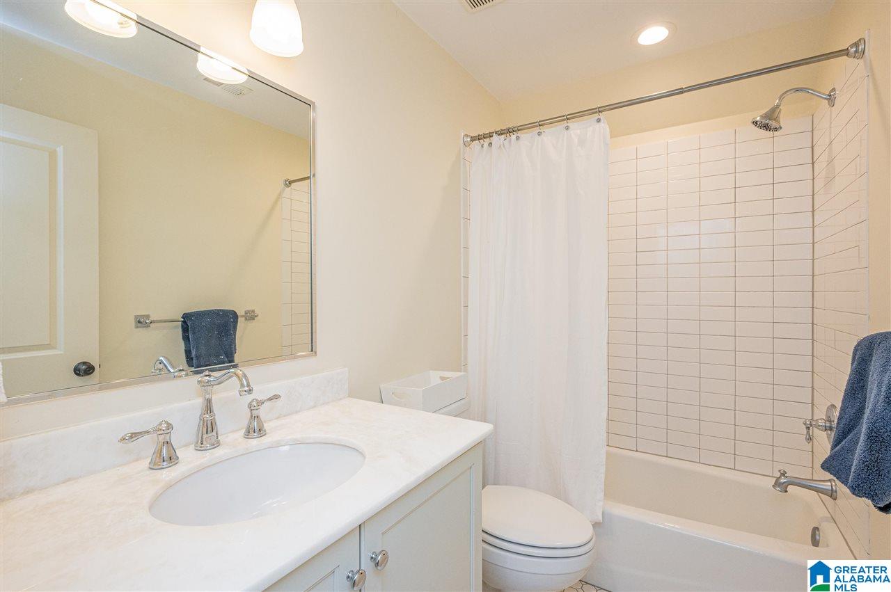 905 Highland Road Birmingham, AL 35209 - Photo 36 of 48