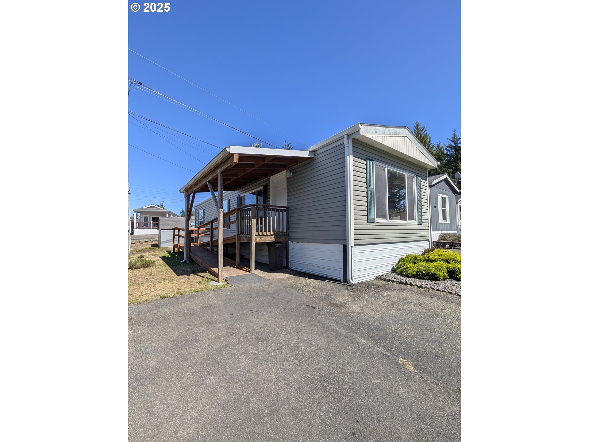 3300 Pacific Loop Coos Bay, OR 97420 - Photo 3 of 24