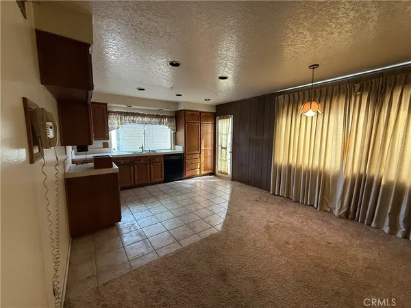 $1,199,000 | 9921 Garrett Circle, Huntington Beach, CA 92646