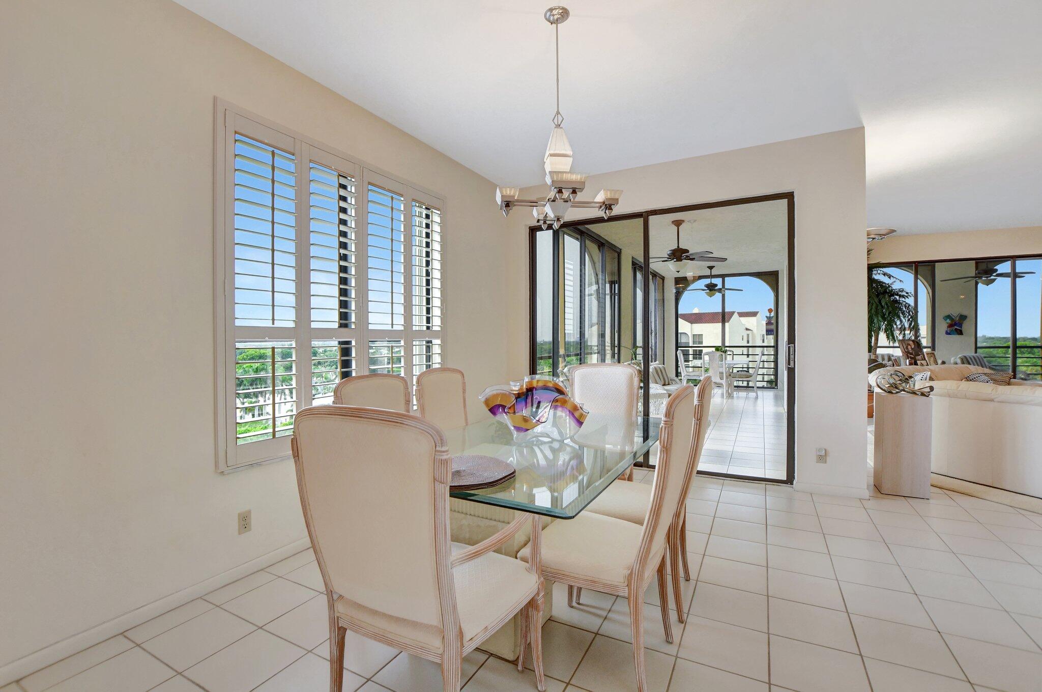 7563 Imperial Drive, Unit 802 Boca Raton, FL 33433 - Photo 12 of 43 dining room