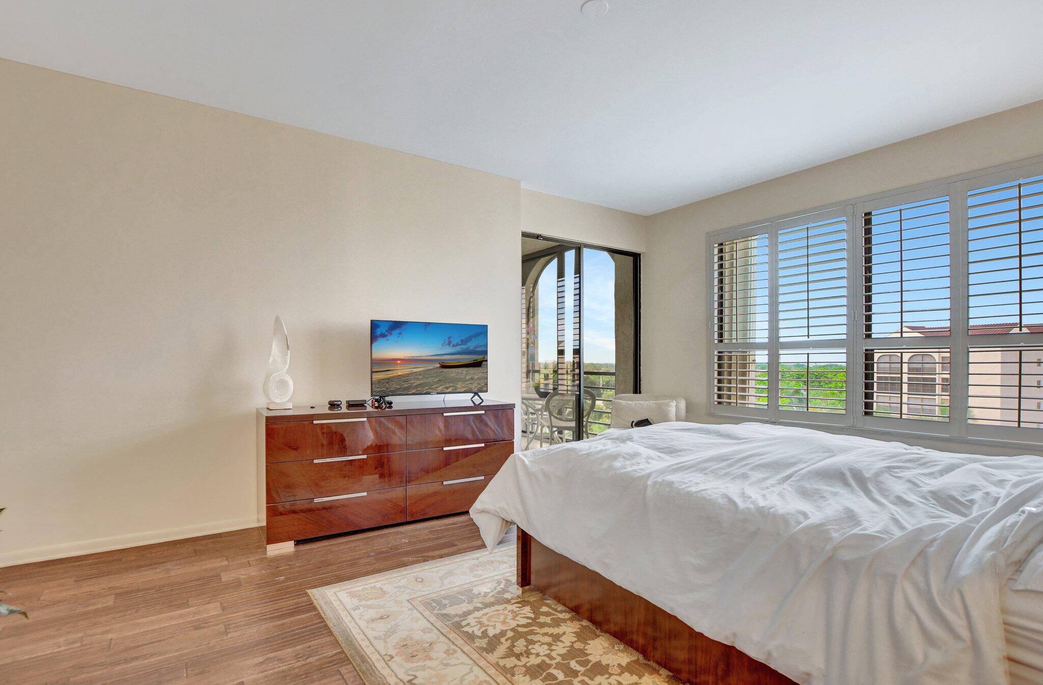 7563 Imperial Drive, Unit 802 Boca Raton, FL 33433 - Photo 23 of 43 master bedroom