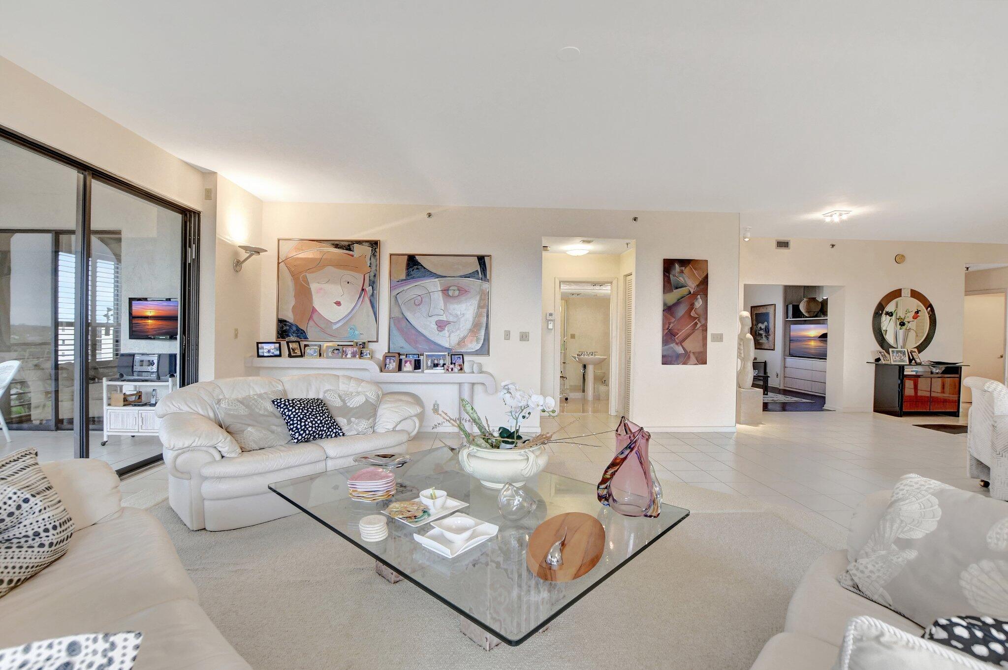 7563 Imperial Drive, Unit 802 Boca Raton, FL 33433 - Photo 8 of 43 living room