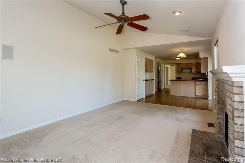 44892 Hanford Road Canton, MI 48187 - Photo 8 of 32