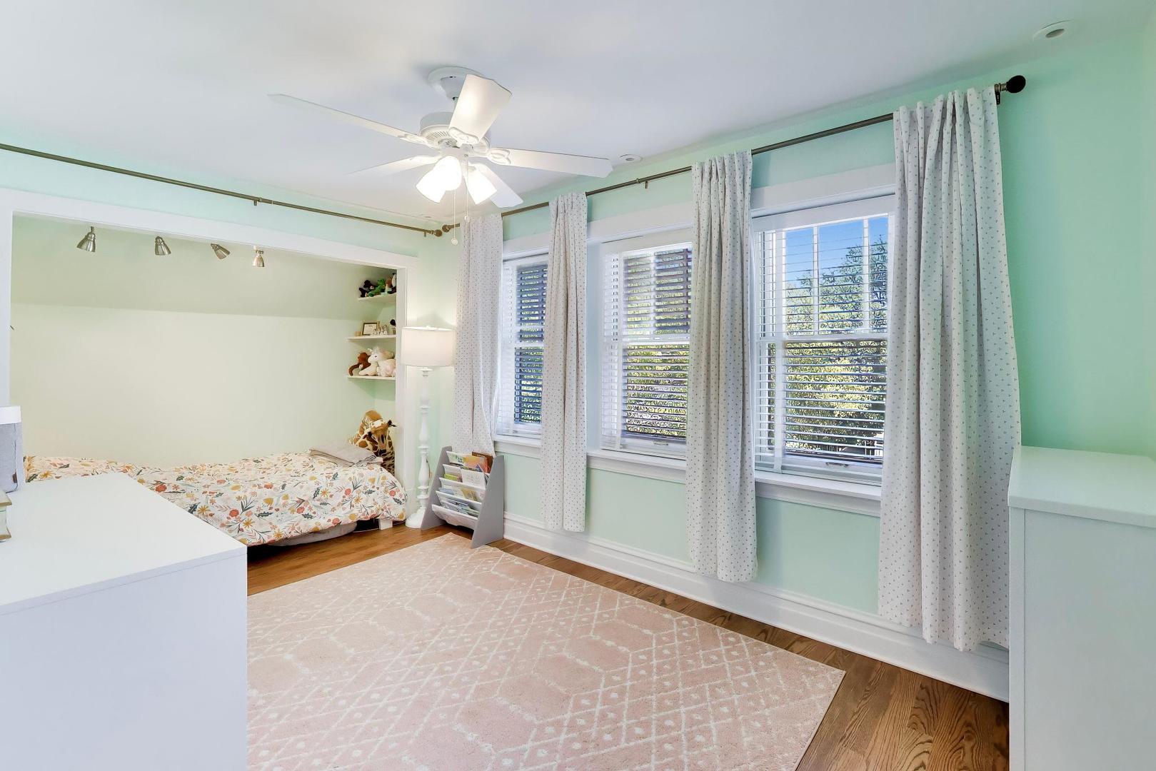1108 South Washington Avenue Park Ridge, IL 60068 - Photo 19 of 49 Gallery Image 19