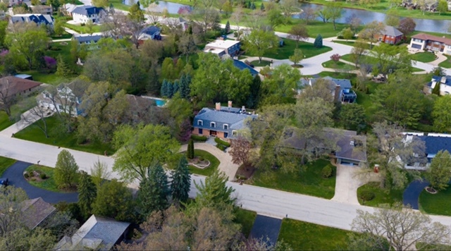 39 Mockingbird Lane Oak Brook, IL 60523 - Photo 53 of 57 an aerial view of multiple house