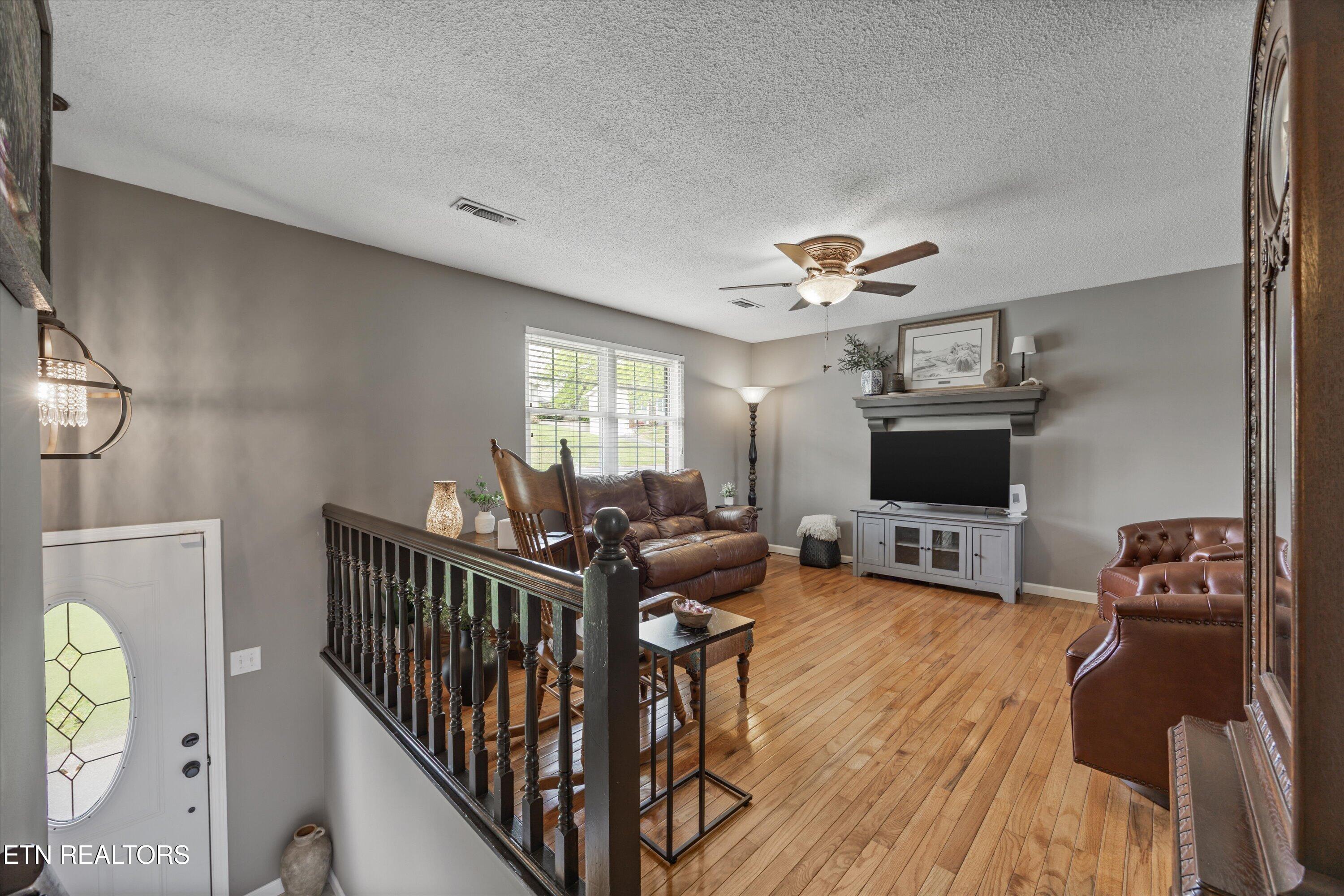 7752 Cranley Road Powell, TN 37849 - Photo 7 of 34 07-7752 Cranley Rd10