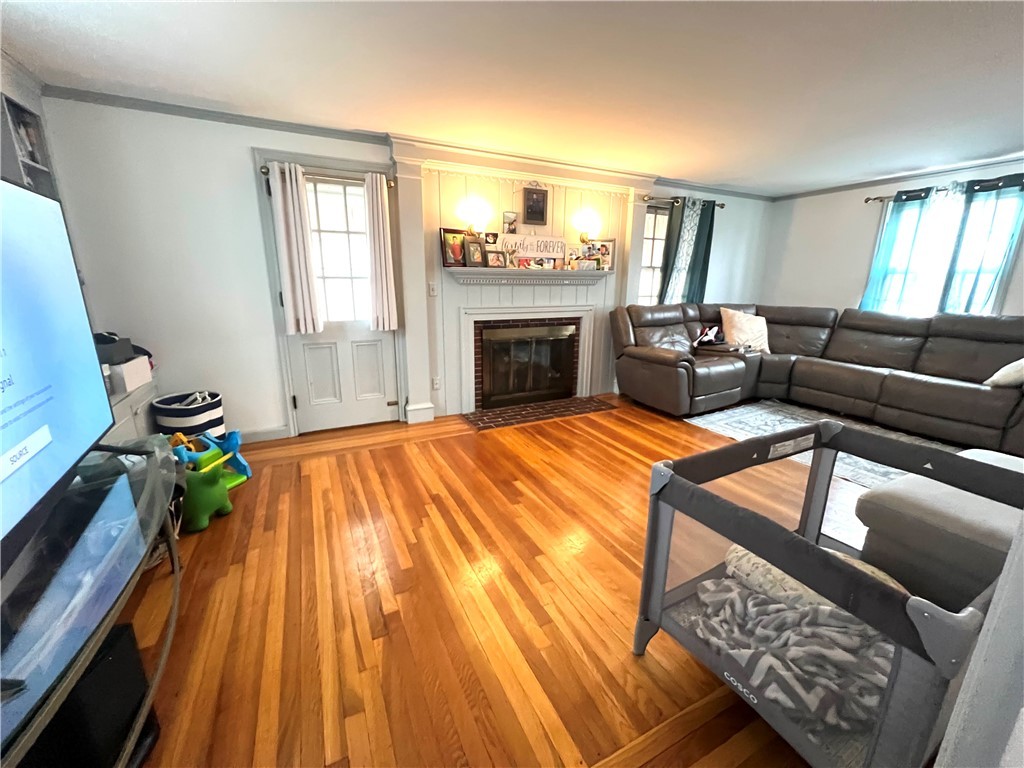 25 Fairfield Road Cranston, RI 02910 - Photo 14 of 27 Gallery Image 14