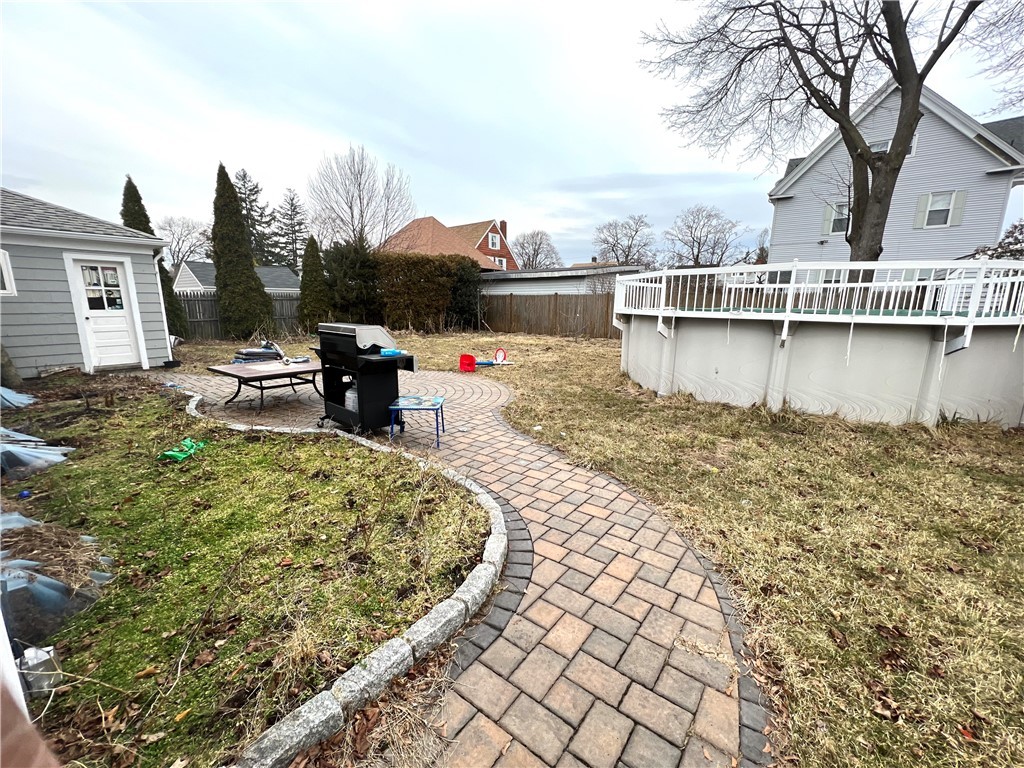 25 Fairfield Road Cranston, RI 02910 - Photo 8 of 27 Gallery Image 8
