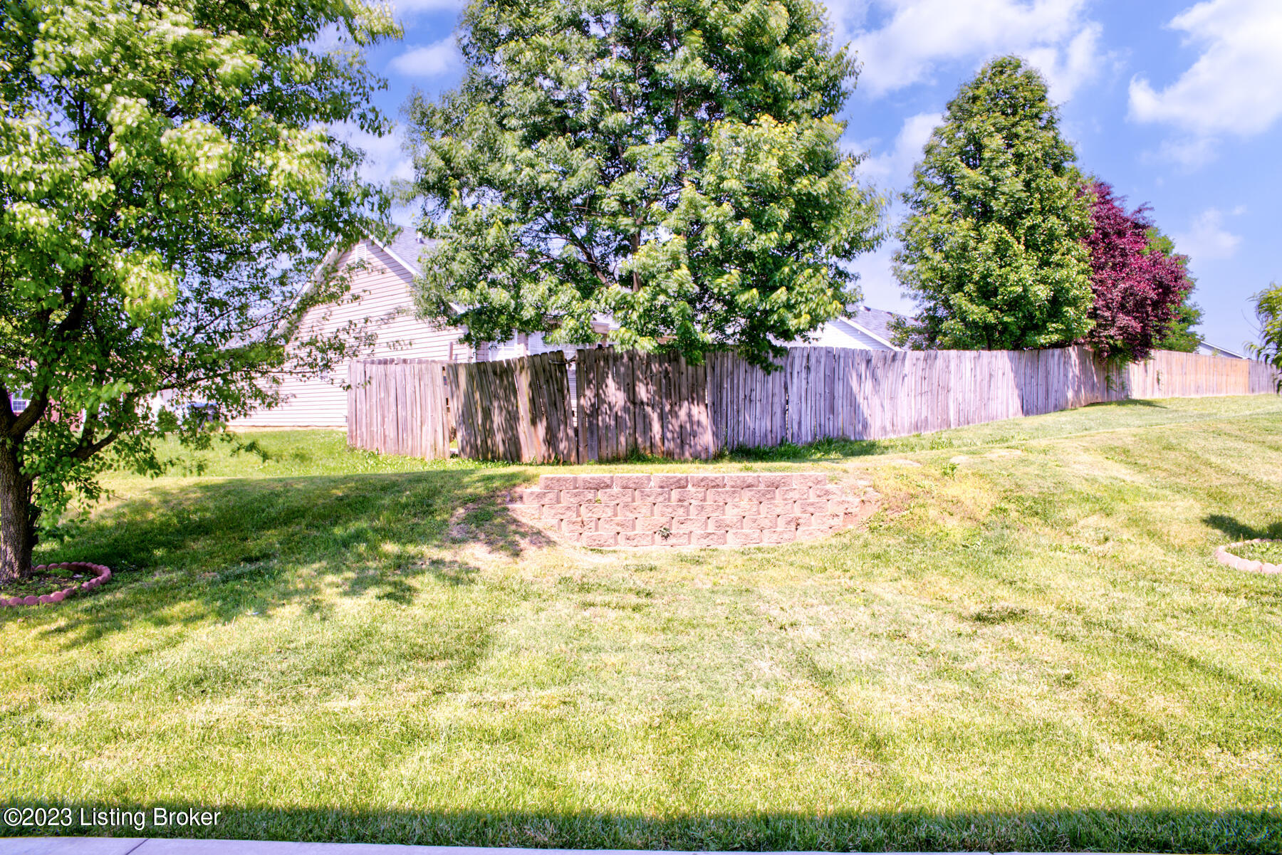 7903 Bridlevista Road Louisville, KY 40228 - Photo 32 of 35 GSP-7903_Bridlevista_Rd-34
