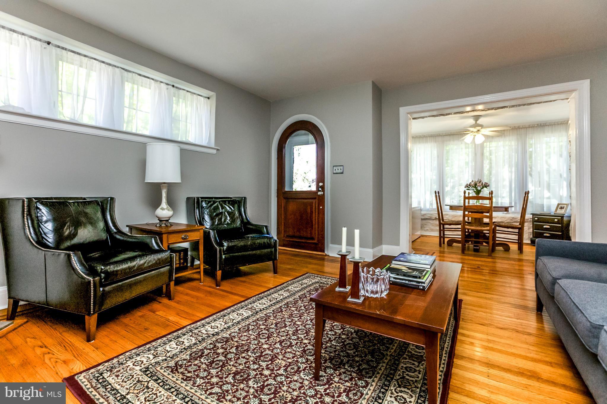 3632 Yolando Road Baltimore, MD 21218 - Photo 15 of 28 Living Room