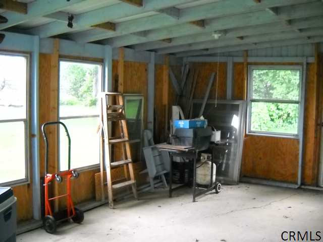 17 Farm To Market Road Halfmoon, NY 12118 - Photo 7 of 11 Photo 7