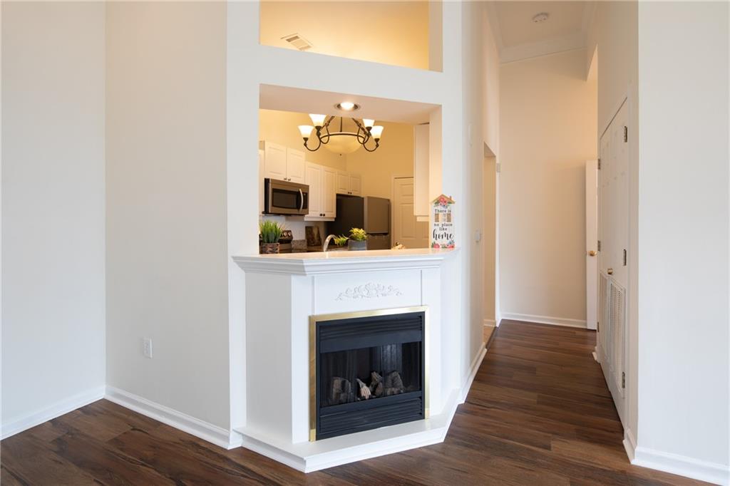 3334 Peachtree Road Northeast, Unit 1711 Atlanta, GA 30326 - Photo 19 of 35