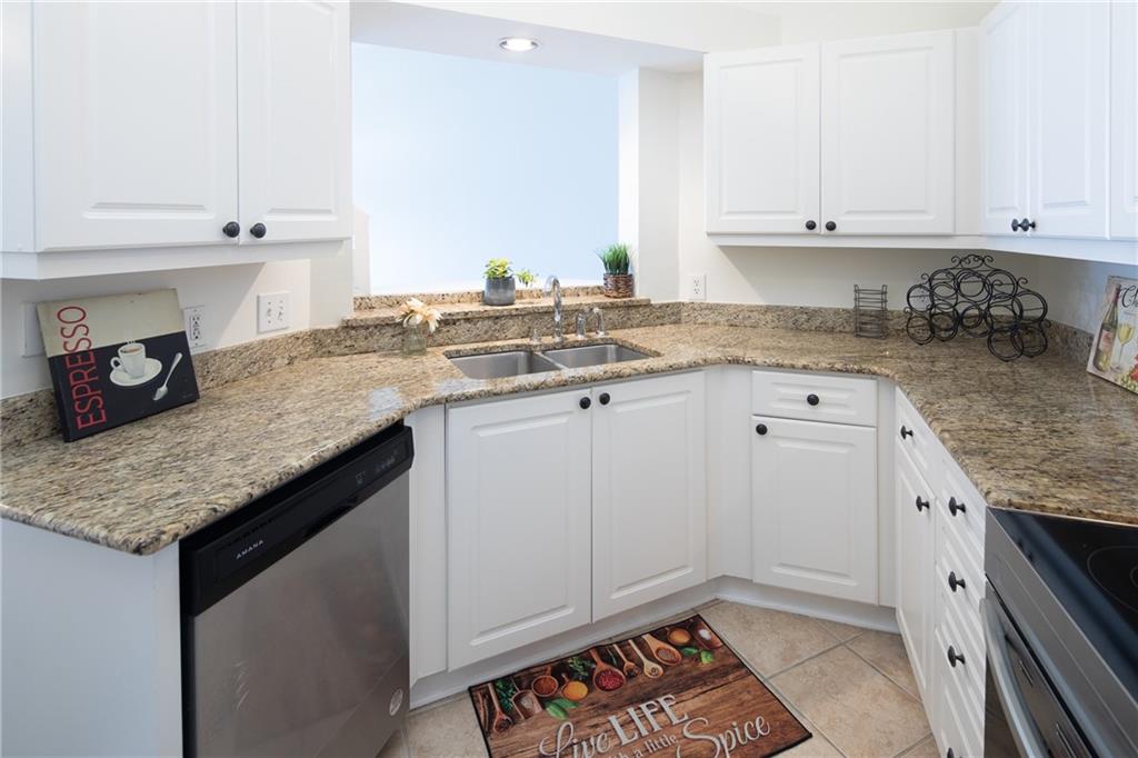 3334 Peachtree Road Northeast, Unit 1711 Atlanta, GA 30326 - Photo 21 of 35