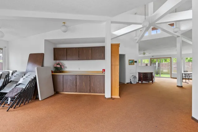 $299,000 | 9020 North Country Homes Boulevard, Unit 6, Spokane, WA 99218