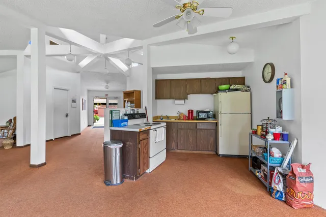 $299,000 | 9020 North Country Homes Boulevard, Unit 6, Spokane, WA 99218