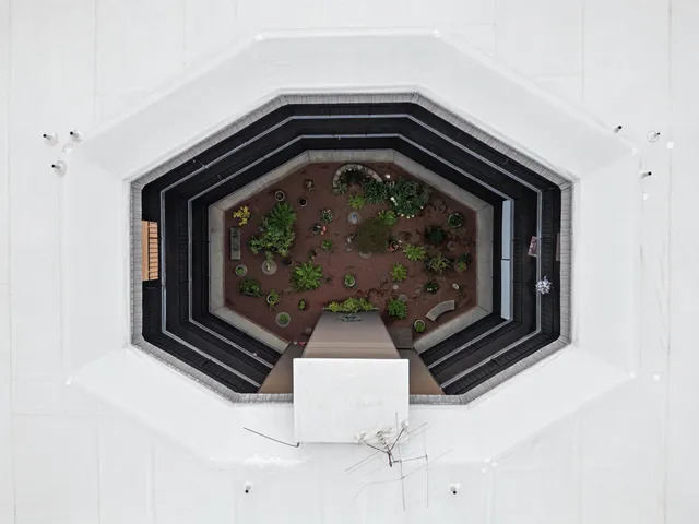 $299,000 | 9020 North Country Homes Boulevard, Unit 6, Spokane, WA 99218