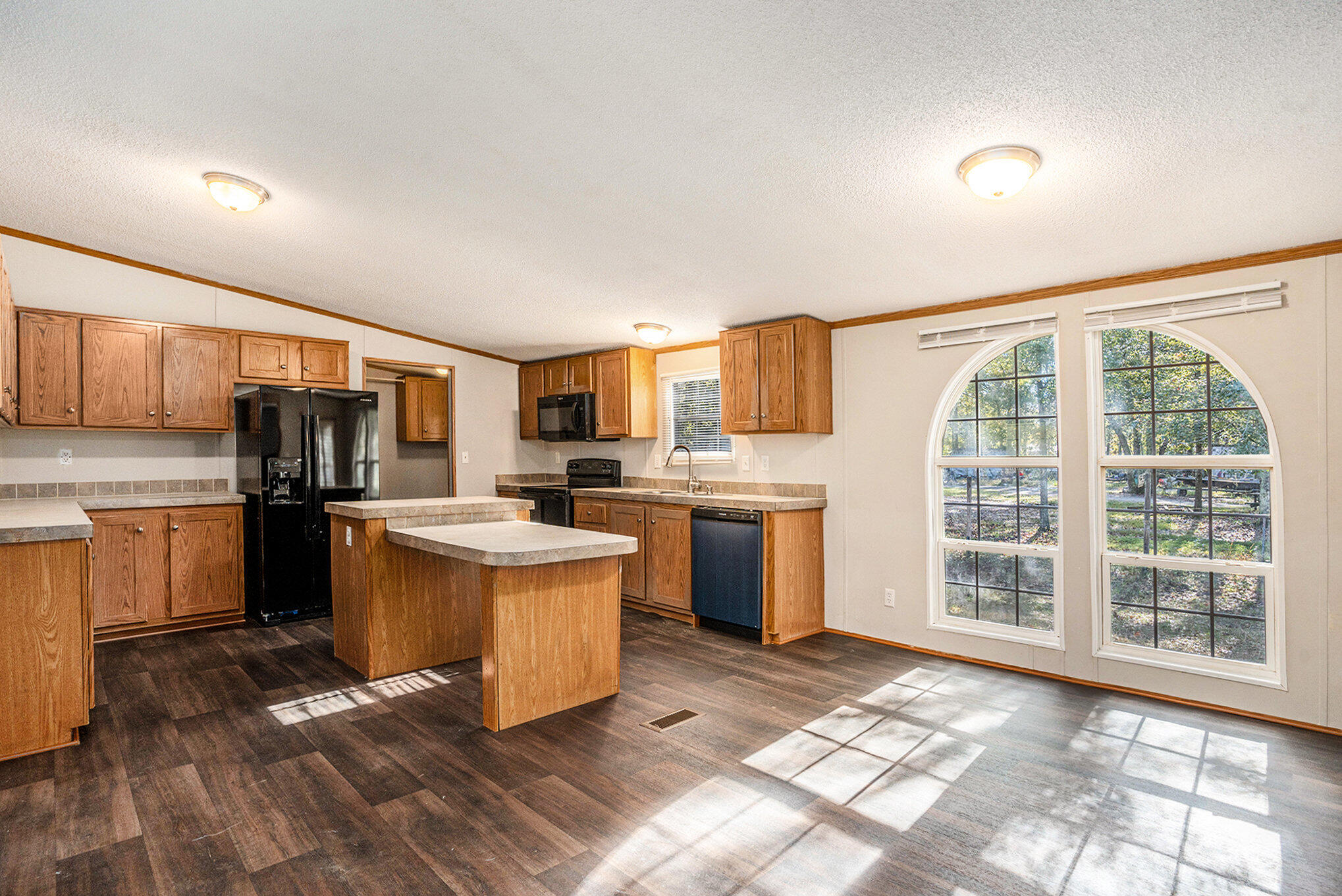 1021 Nash Road Ridgeville, SC 29472 - Photo 13 of 32 Dining Room into Kitchen