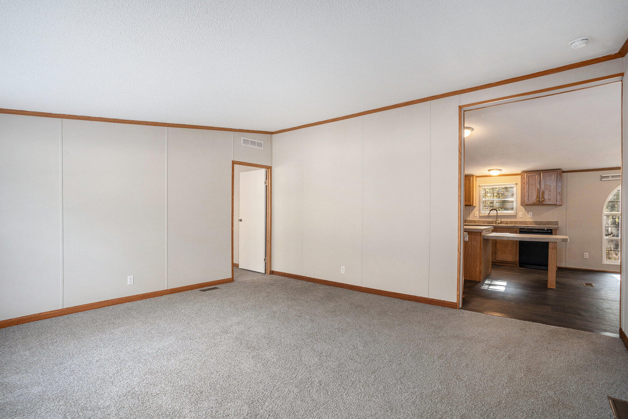 1021 Nash Road Ridgeville, SC 29472 - Photo 8 of 32 Living Room