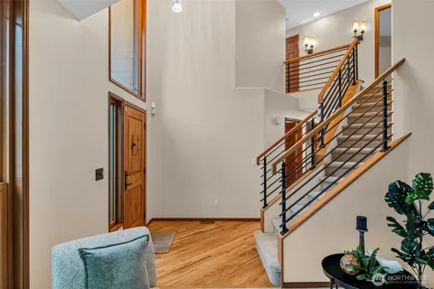 $1,450,000 | 24310 Southeast 34th Place, Sammamish, WA 98029