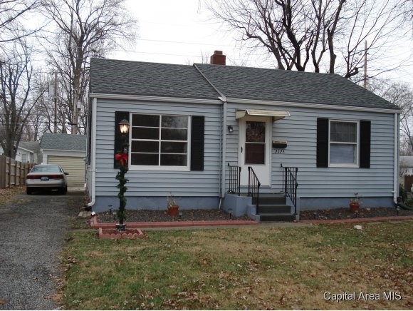 2125 East Pickett Street Springfield, IL 62703 - Photo 1 of 11 Gallery Image 1