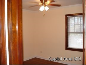 2125 East Pickett Street Springfield, IL 62703 - Photo 8 of 11 Gallery Image 8