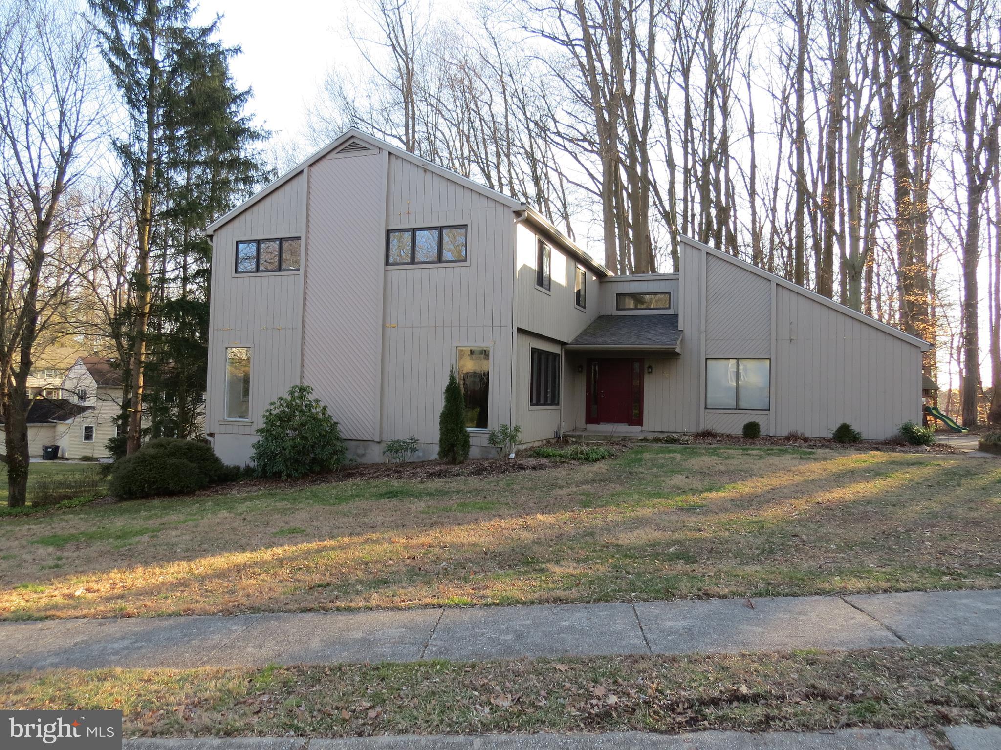 30 Kings Grant Road Hockessin, DE 19707 - Photo 2 of 38