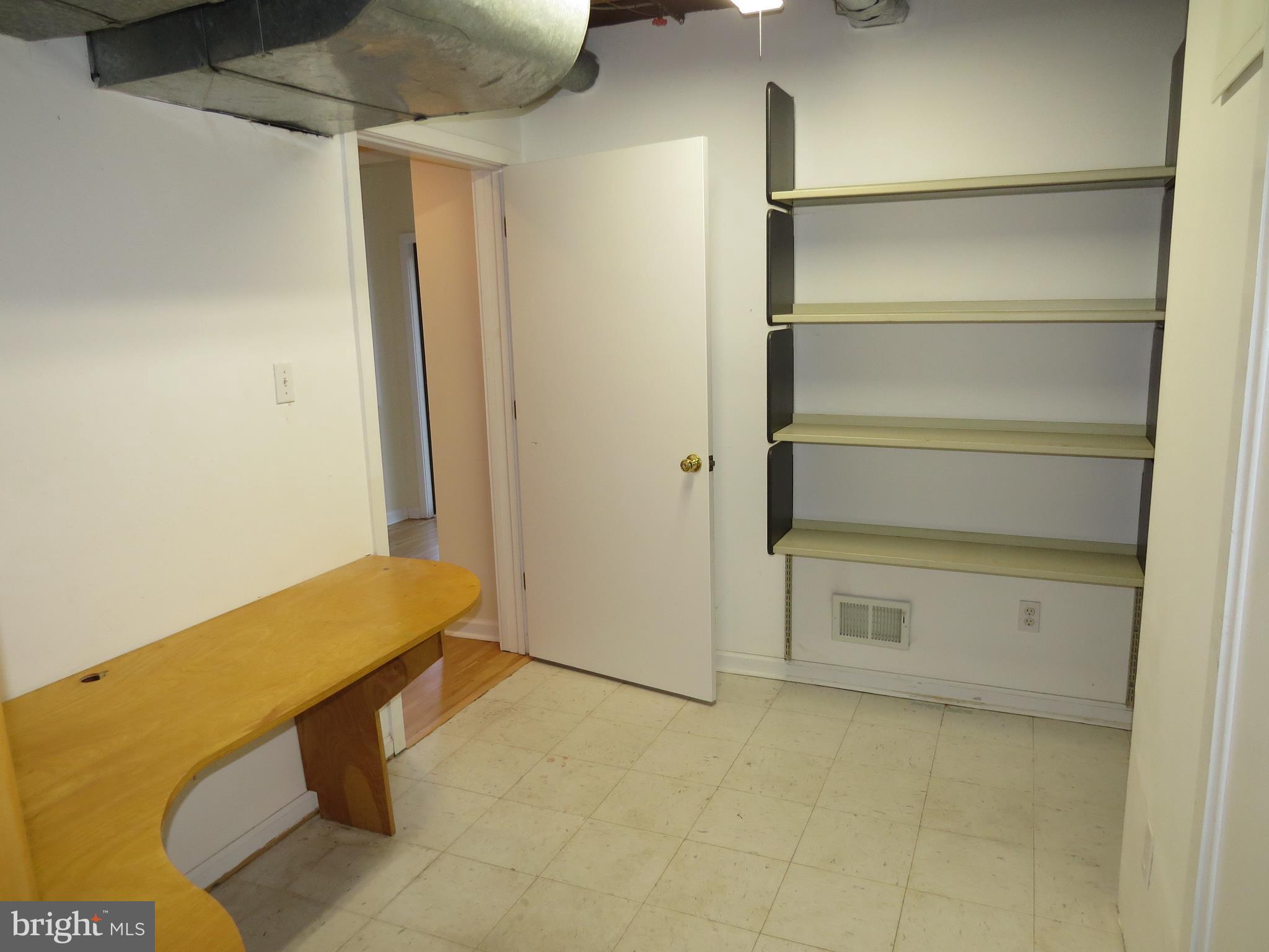 30 Kings Grant Road Hockessin, DE 19707 - Photo 28 of 38 Basement Office