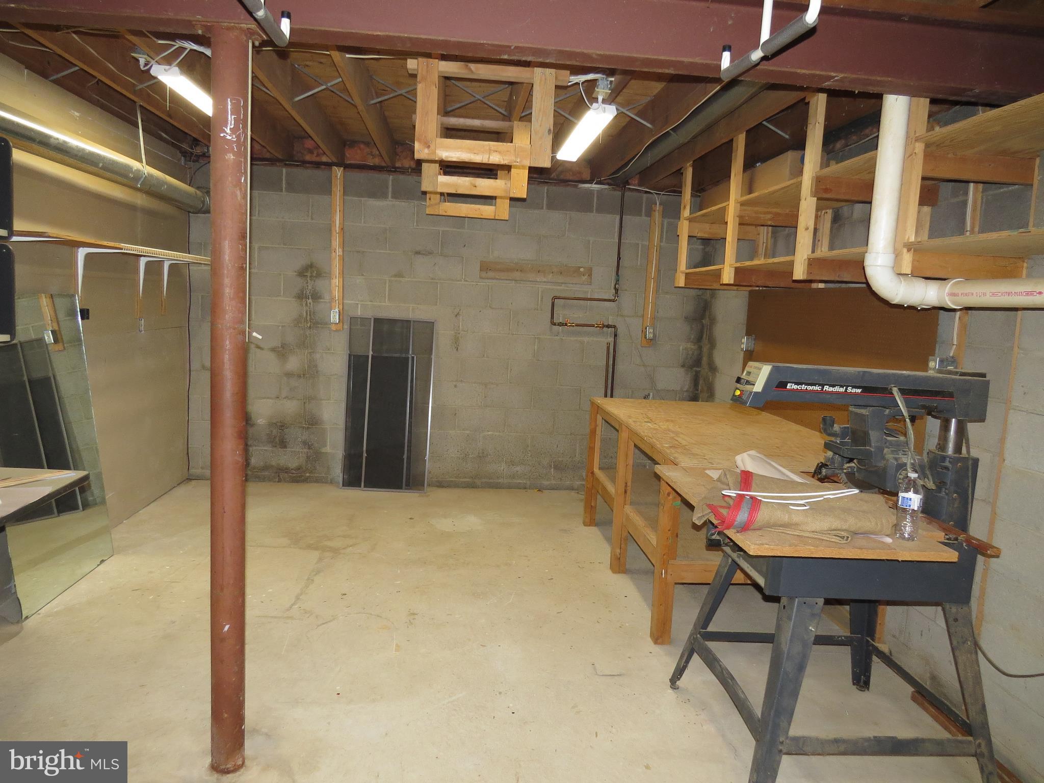 30 Kings Grant Road Hockessin, DE 19707 - Photo 29 of 38 Workshop in Basement