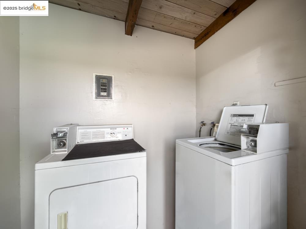 2140 Dutch Slough Road Oakley, CA 94561 - Photo 17 of 24 a view of washer and dryer